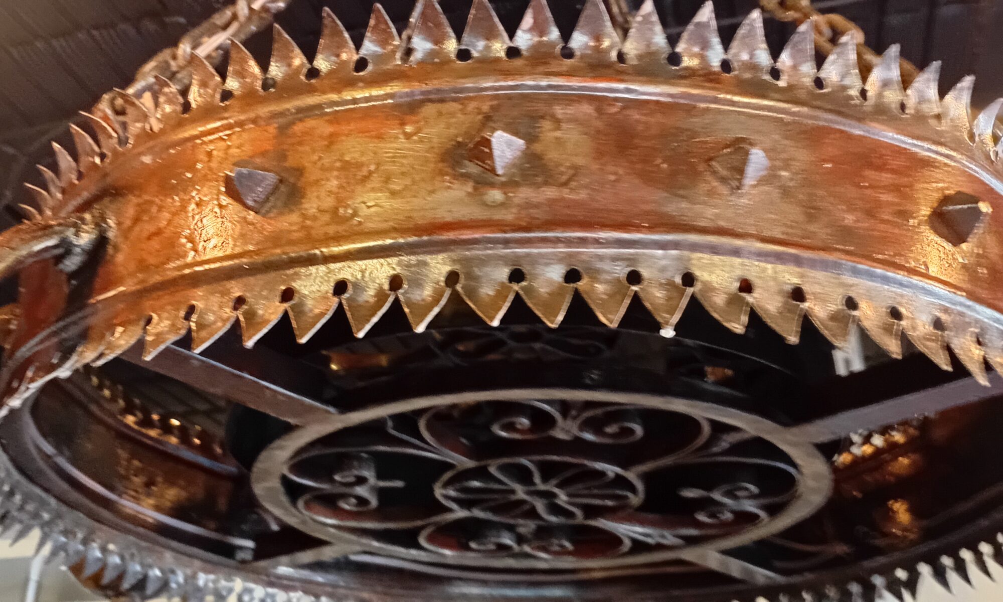 ARAÑA DE QINCHO TIPO CON PUAS