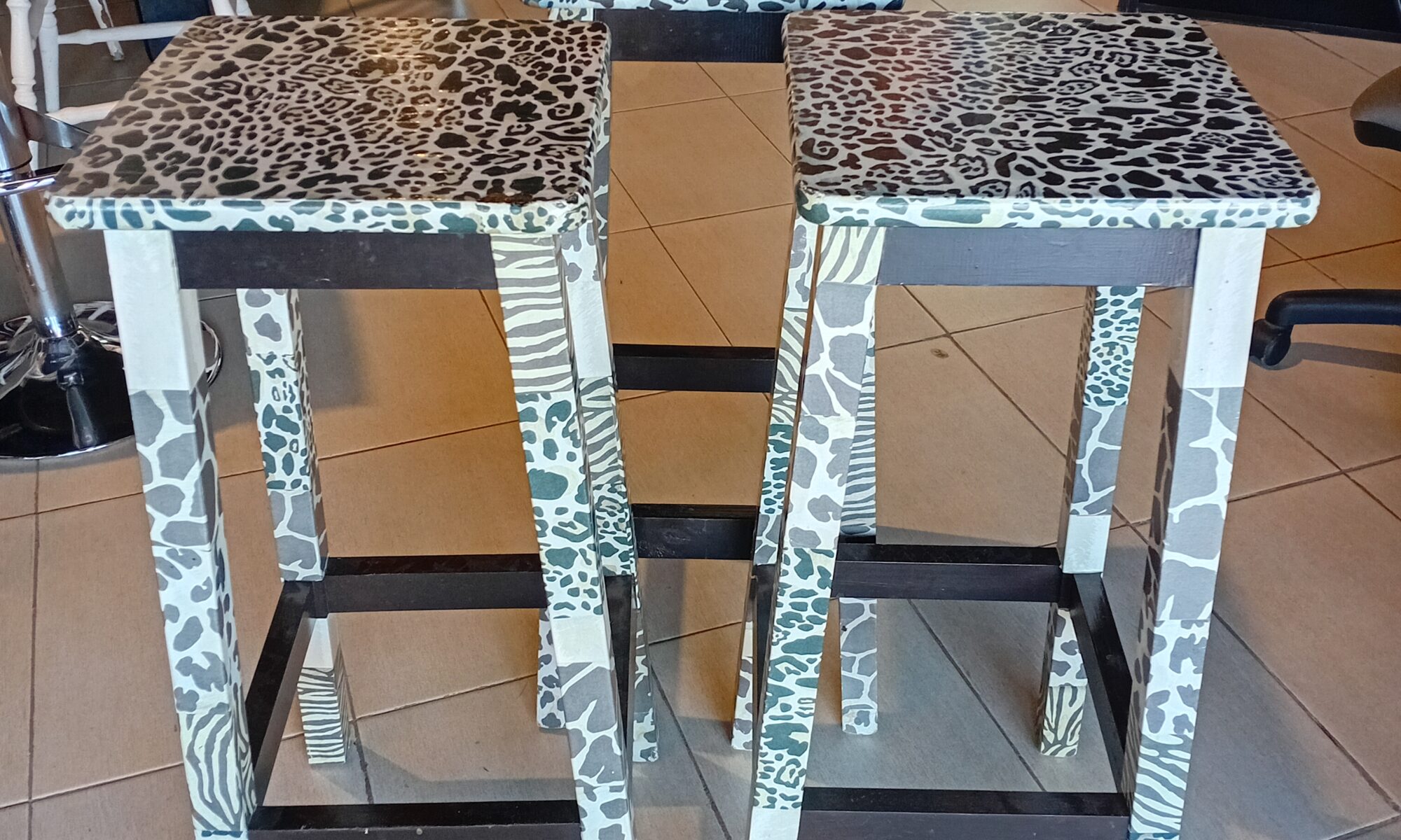 BANQUETAS DE ANIMAL PRINT
